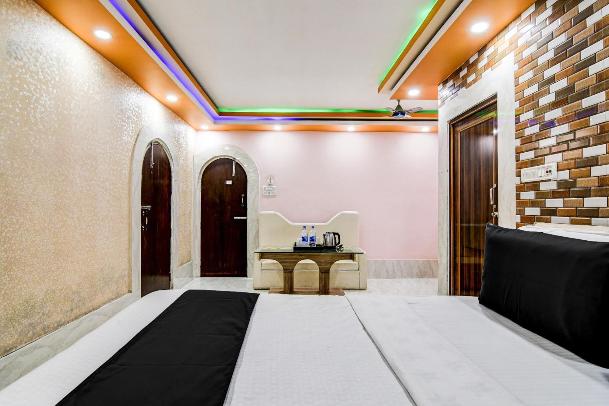 Super Collection O Raj Guest House Near Kolkata Airport Gauripur  Exteriér fotografie