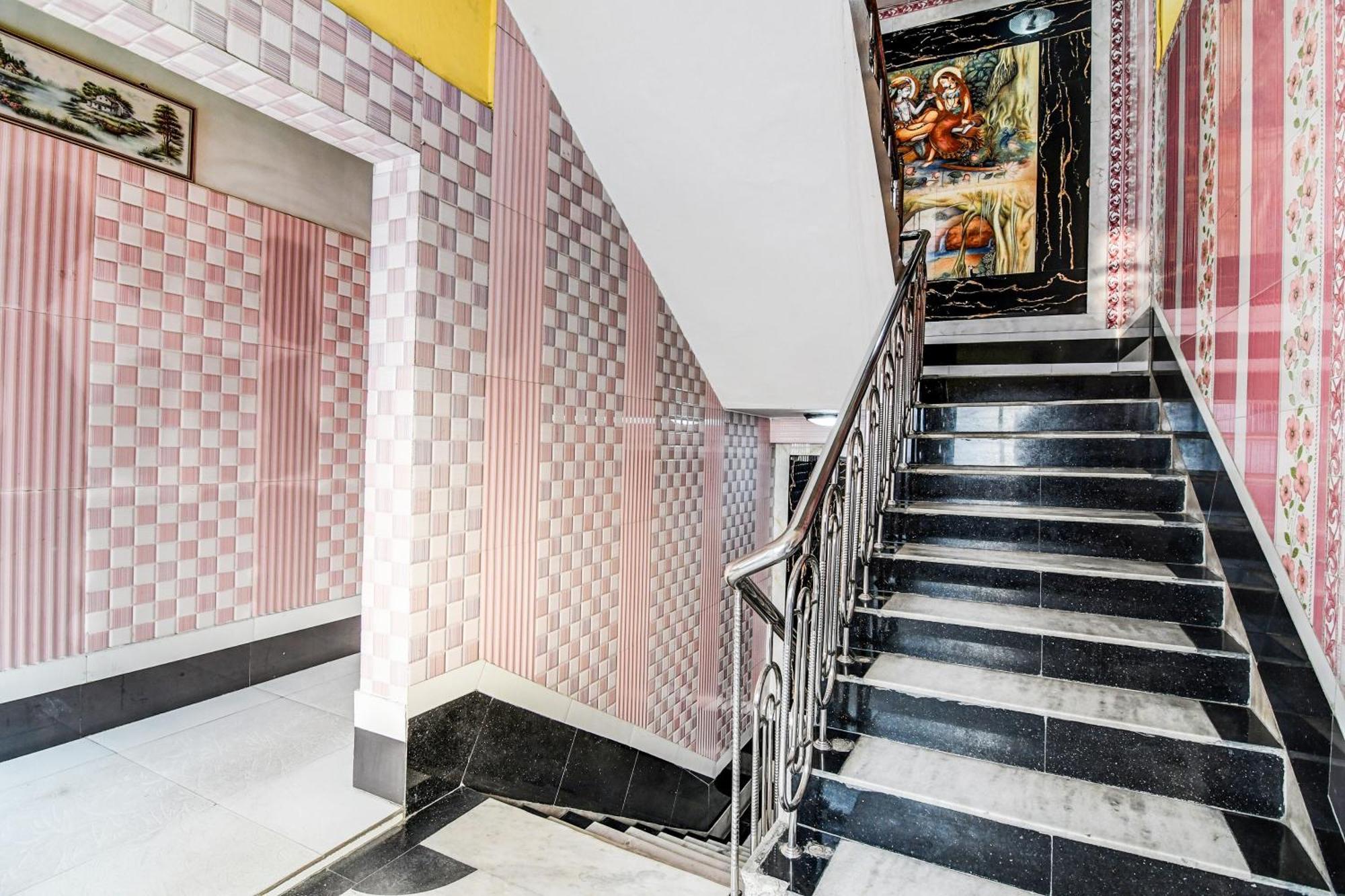 Super Collection O Raj Guest House Near Kolkata Airport Gauripur  Exteriér fotografie