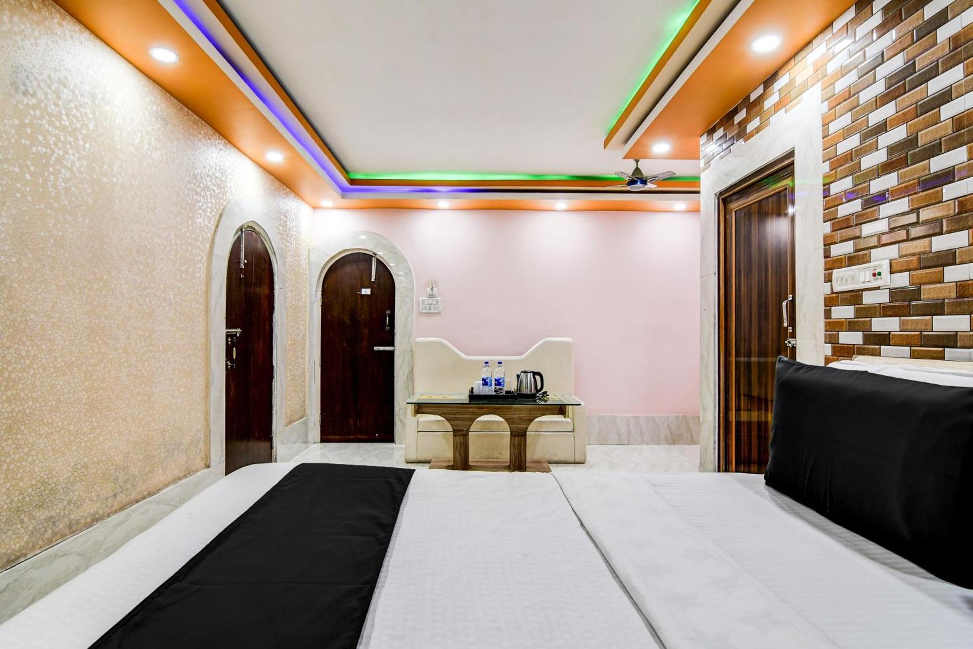 Super Collection O Raj Guest House Near Kolkata Airport Gauripur  Exteriér fotografie